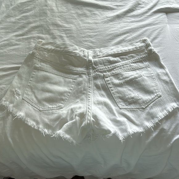 Free people “we the free” white denim shorts size 27 - Picture 2 of 4